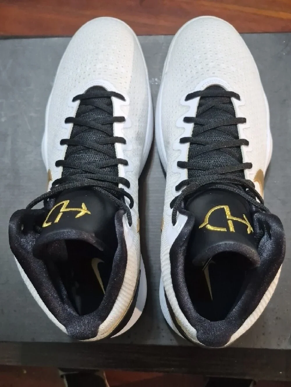 SAMPLE Nike Hyperdunk 